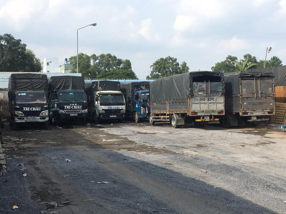 van chuyen hang hoa vantaitrichau