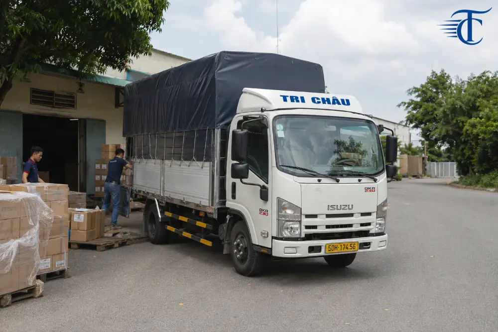 Xe tải Tri Châu vận chuyển hàng khu vực Bình Chánh